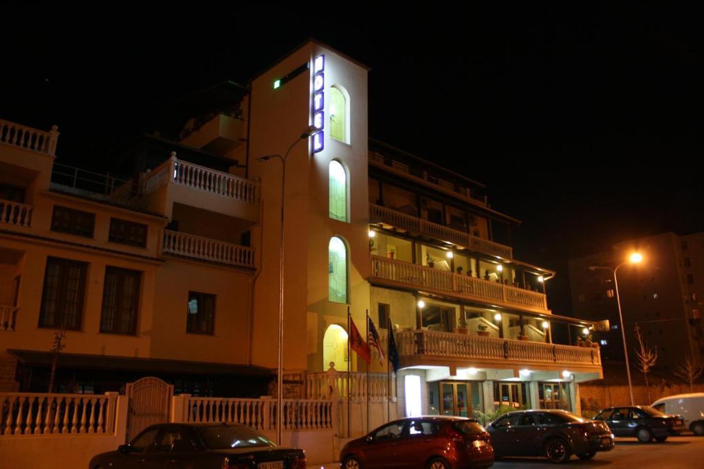 Hotel Martini Vlorë 외부 사진