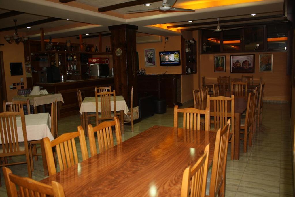 Hotel Martini Vlorë 외부 사진